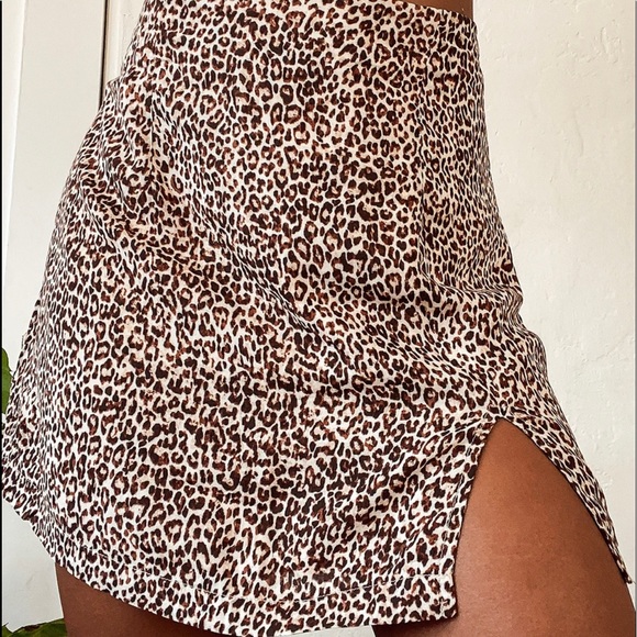 Lulus Dresses & Skirts - Lulu’s Fiercely in Love Beige Leopard Print Mini Skirt Size Large